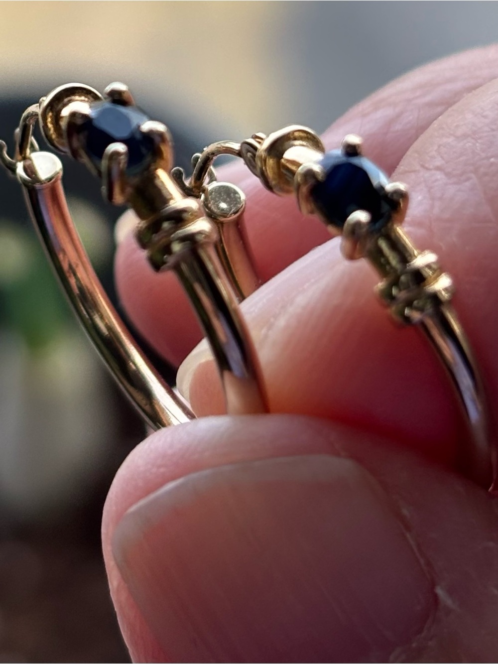 10k Solid Gold Hoop Earrings With Sapphire.